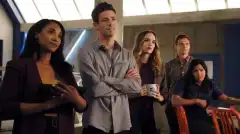 Флэш (сериал 2014-2023) 6 сезон 1 серия